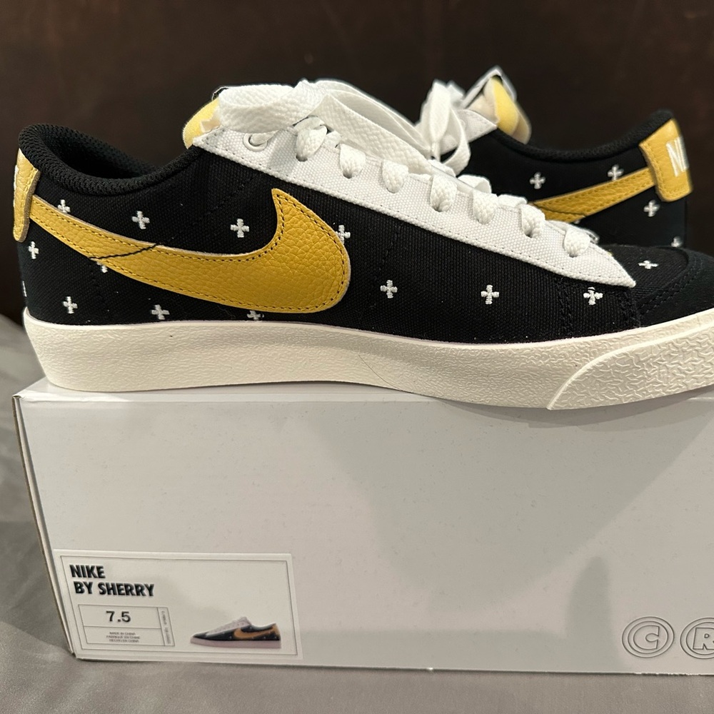 Custom Nike Tennis Shoes